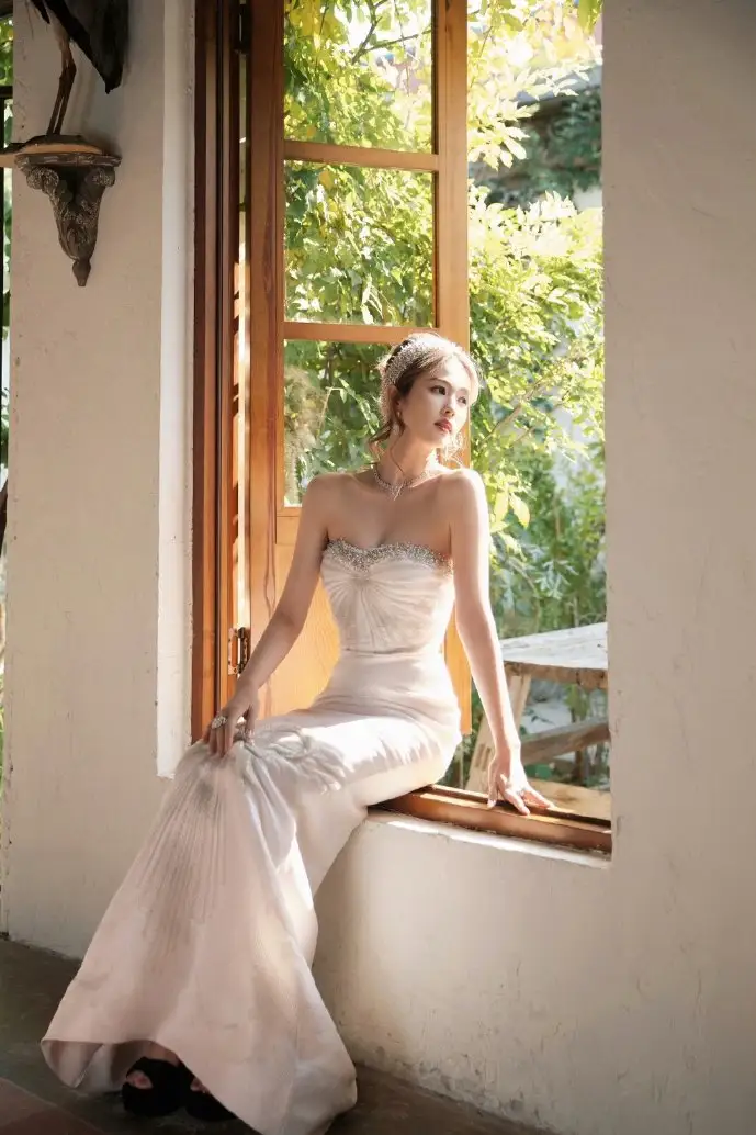 汽修技师使用智能诊断系统