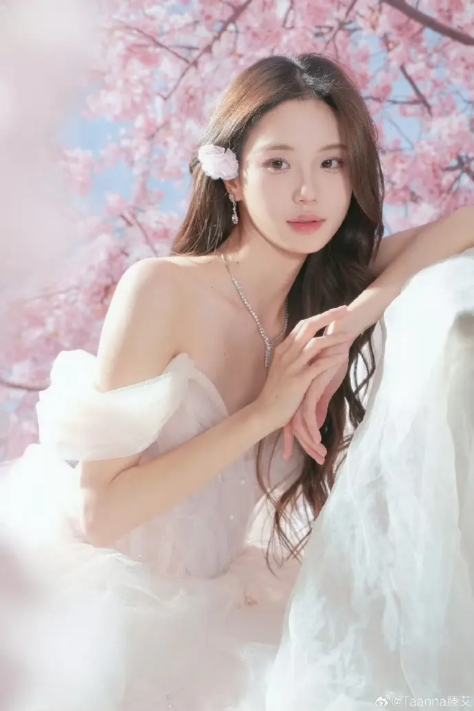 现代防空警报设备示意图